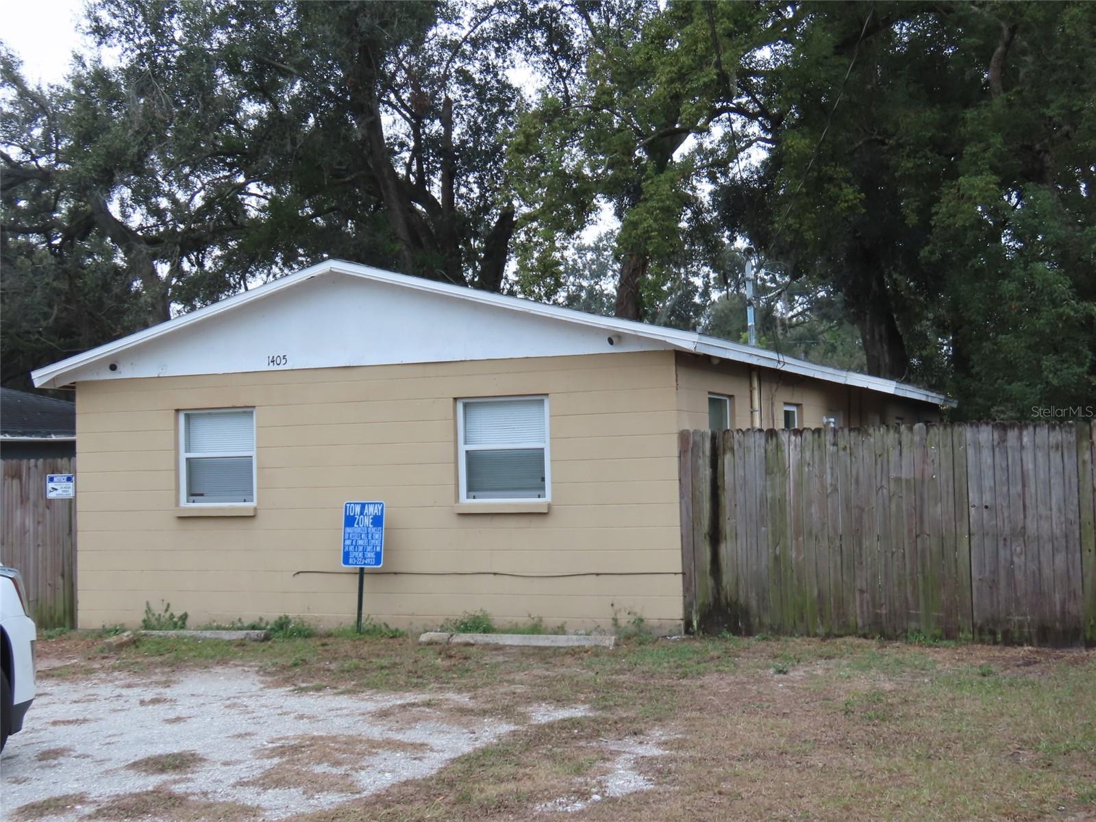 Image 4 of 20 For 1405 Holland Avenue A