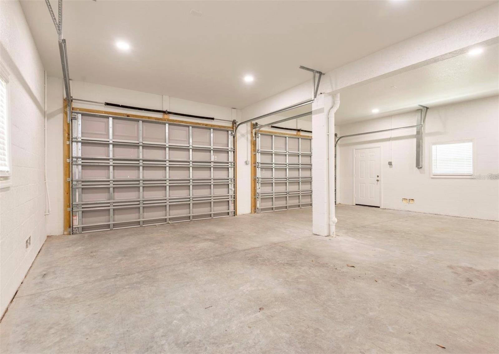 Image 20 of 22 For 1918 Betty Lane