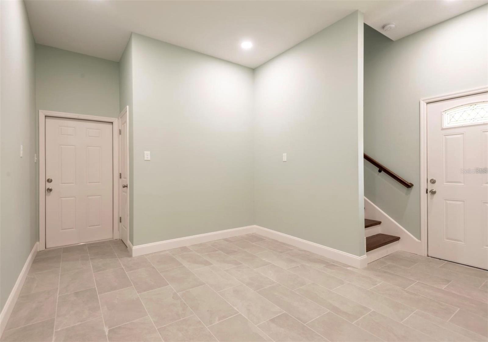 Image 21 of 22 For 1918 Betty Lane