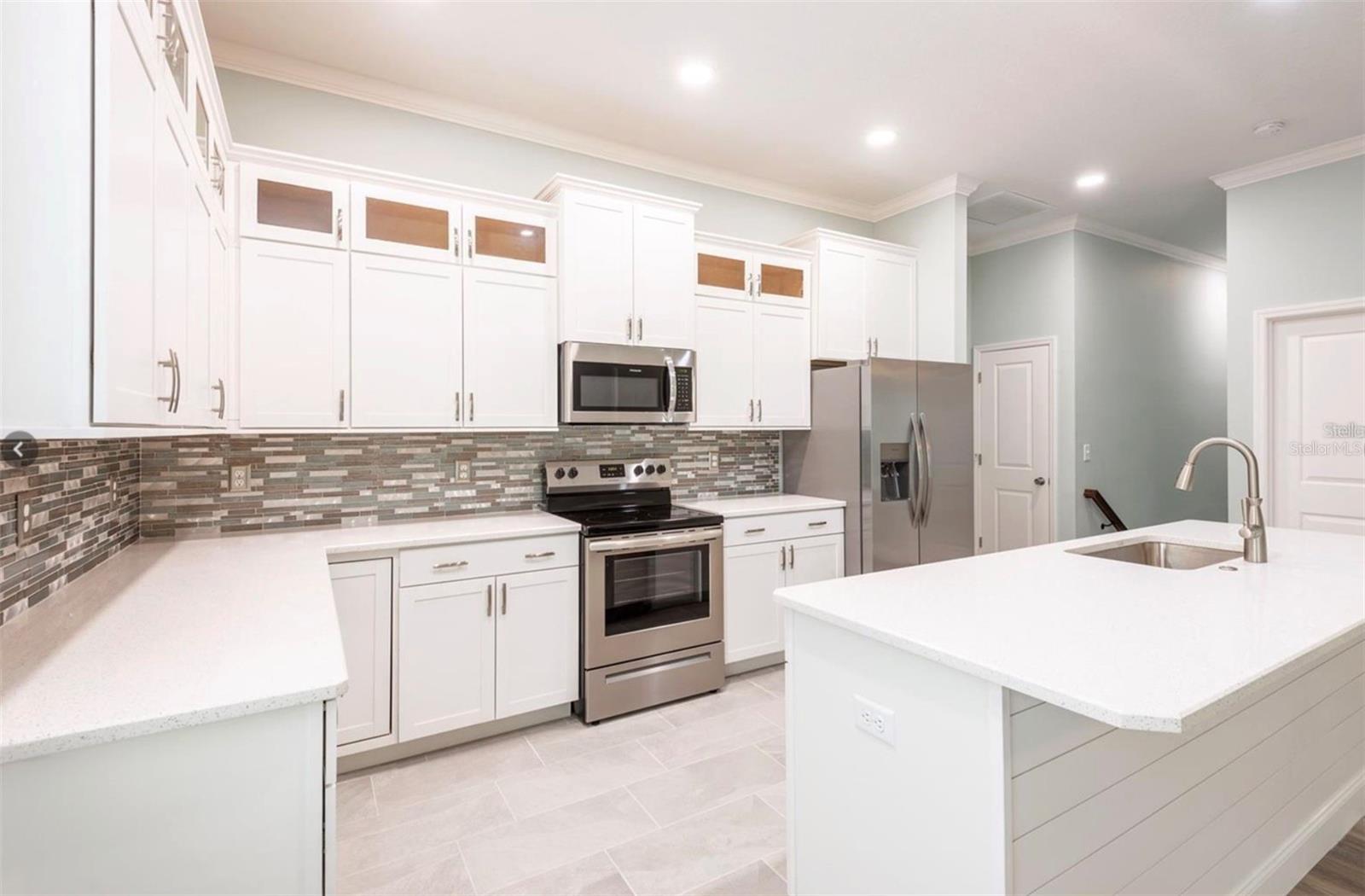 Image 4 of 22 For 1918 Betty Lane