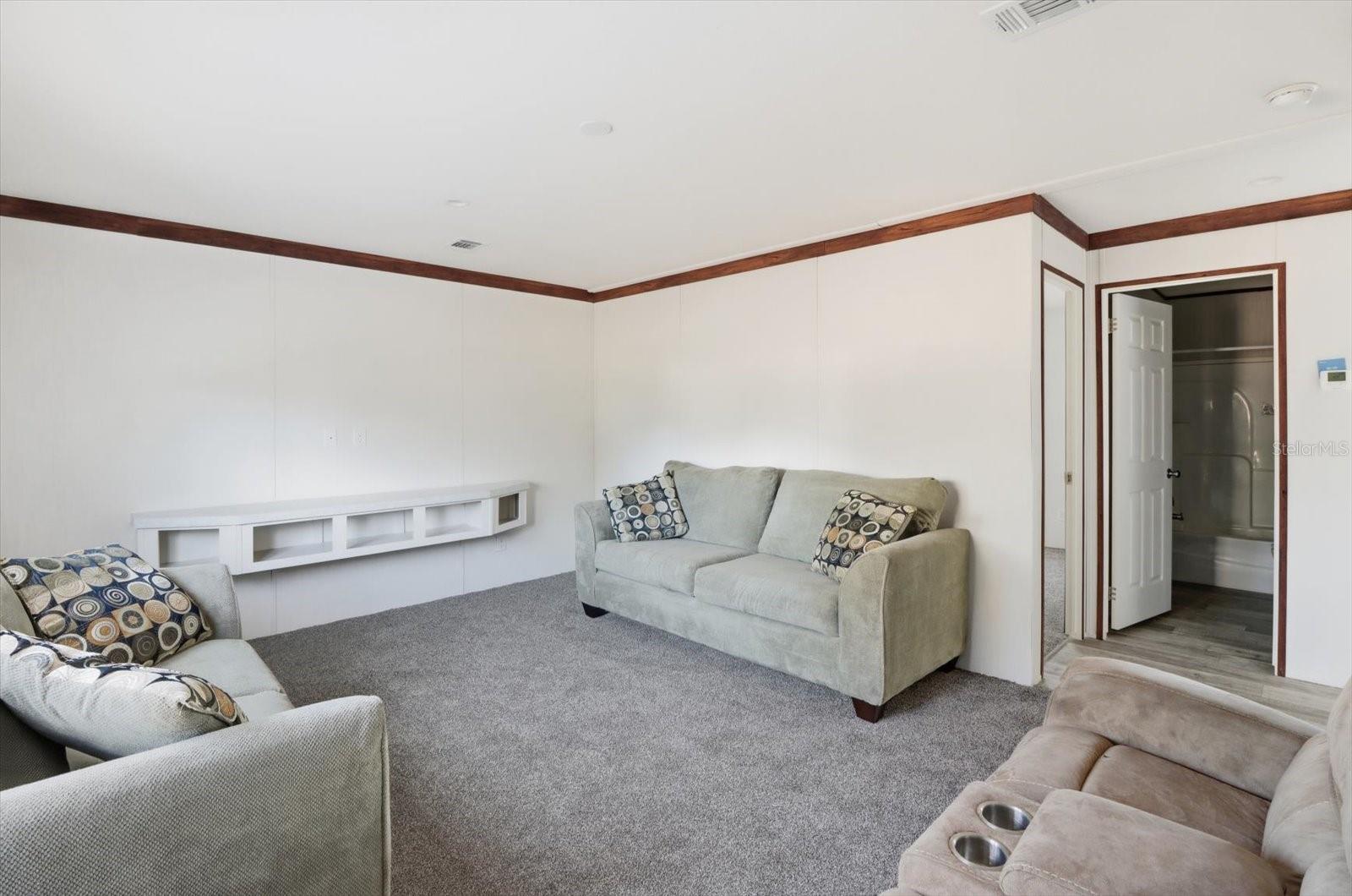 Image 25 of 30 For 6919 Sorrell Avenue