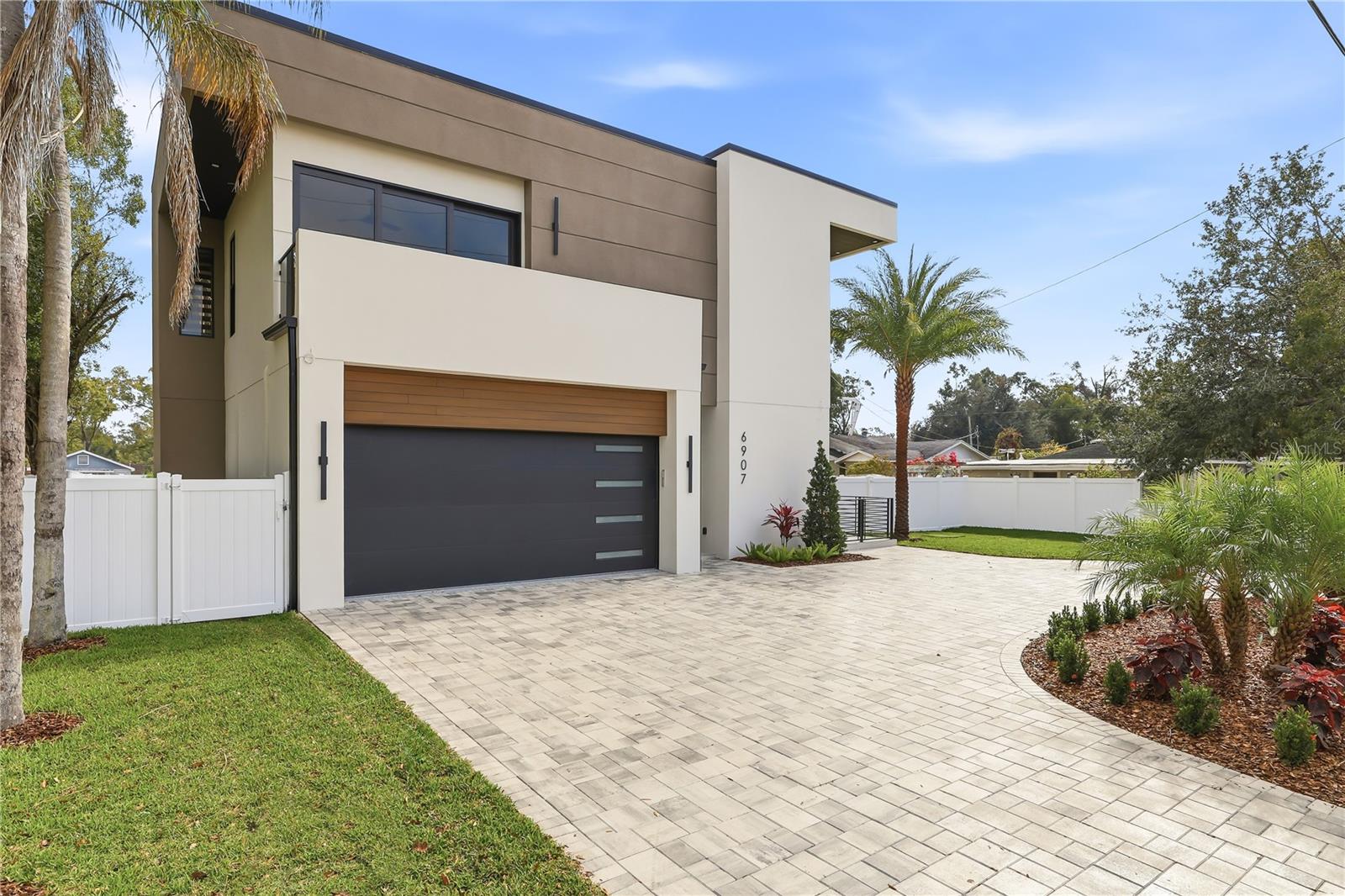 Image 3 of 91 For 6907 Boulevard