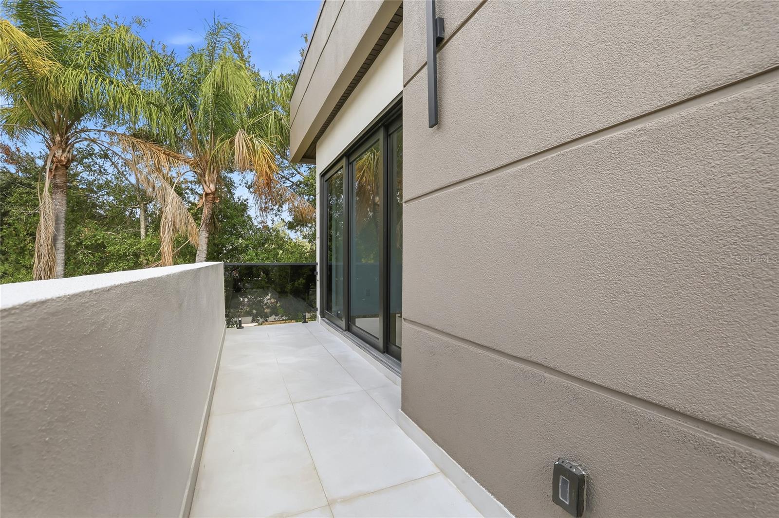 Image 49 of 91 For 6907 Boulevard