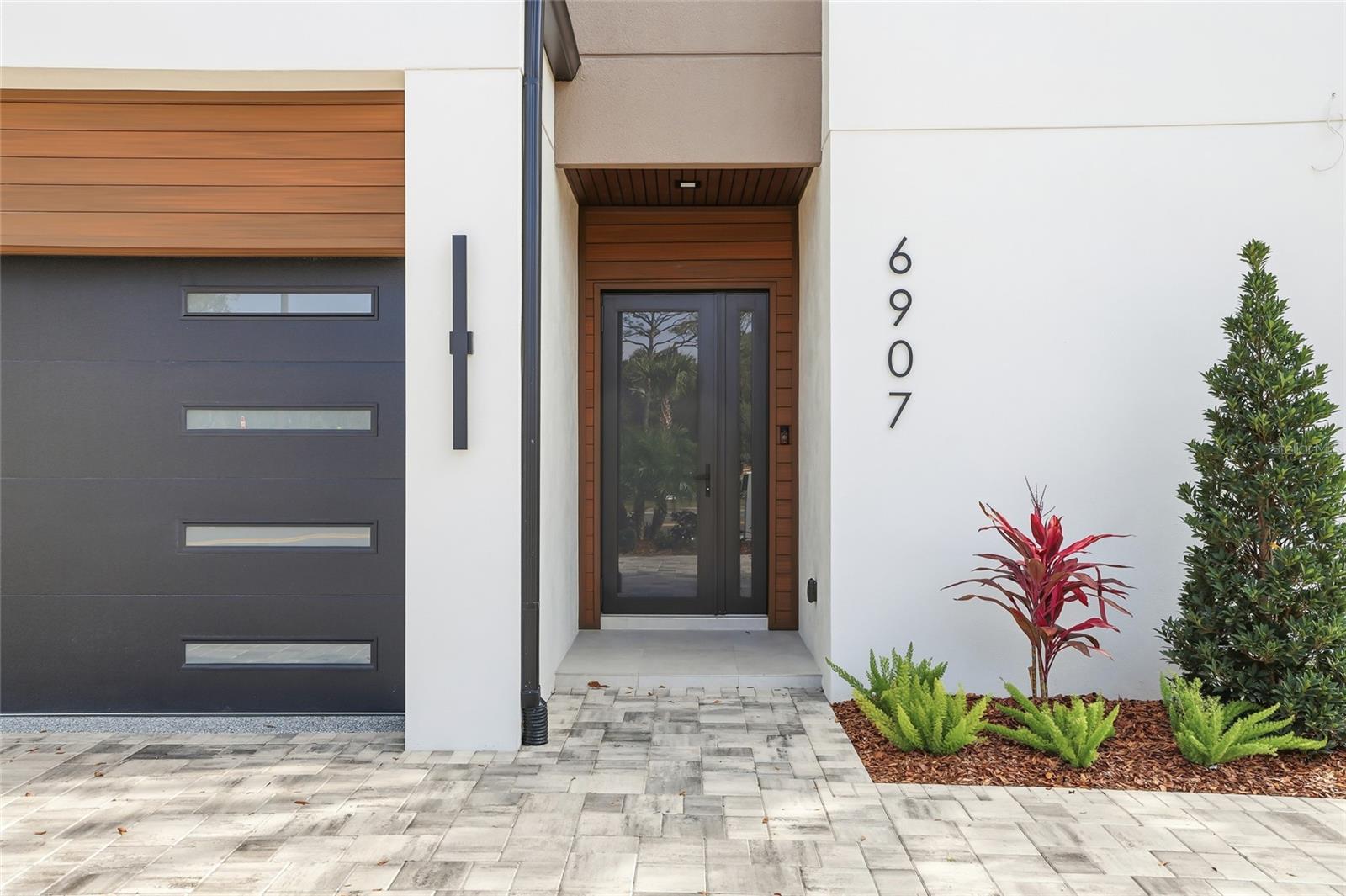 Image 5 of 91 For 6907 Boulevard