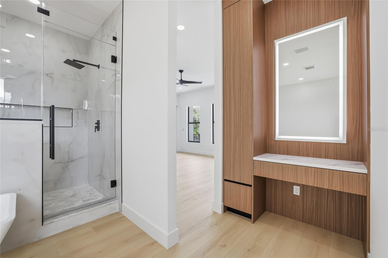 Image 59 of 91 For 6907 Boulevard