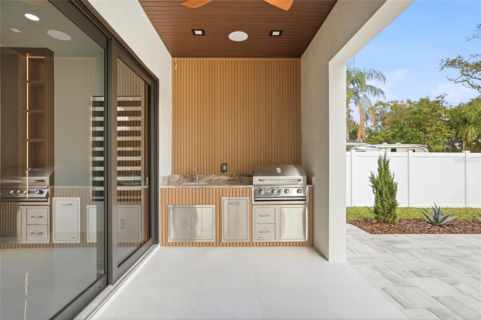 Image 72 of 91 For 6907 Boulevard