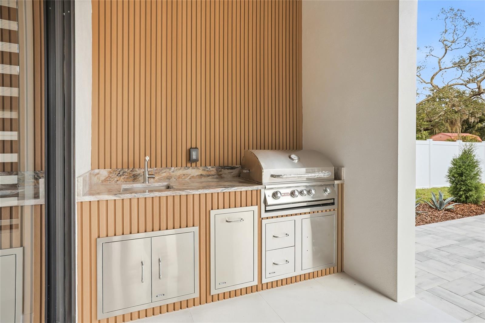 Image 73 of 91 For 6907 Boulevard