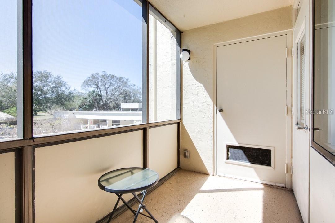 Image 12 of 30 For 2615 Cove Cay Drive 205