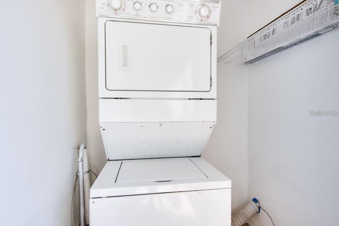 Image 16 of 30 For 2615 Cove Cay Drive 205