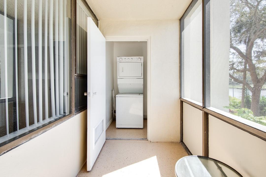 Image 17 of 30 For 2615 Cove Cay Drive 205