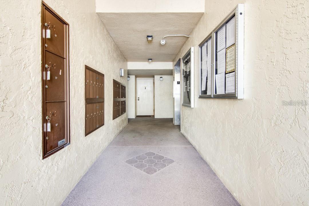 Image 21 of 30 For 2615 Cove Cay Drive 205