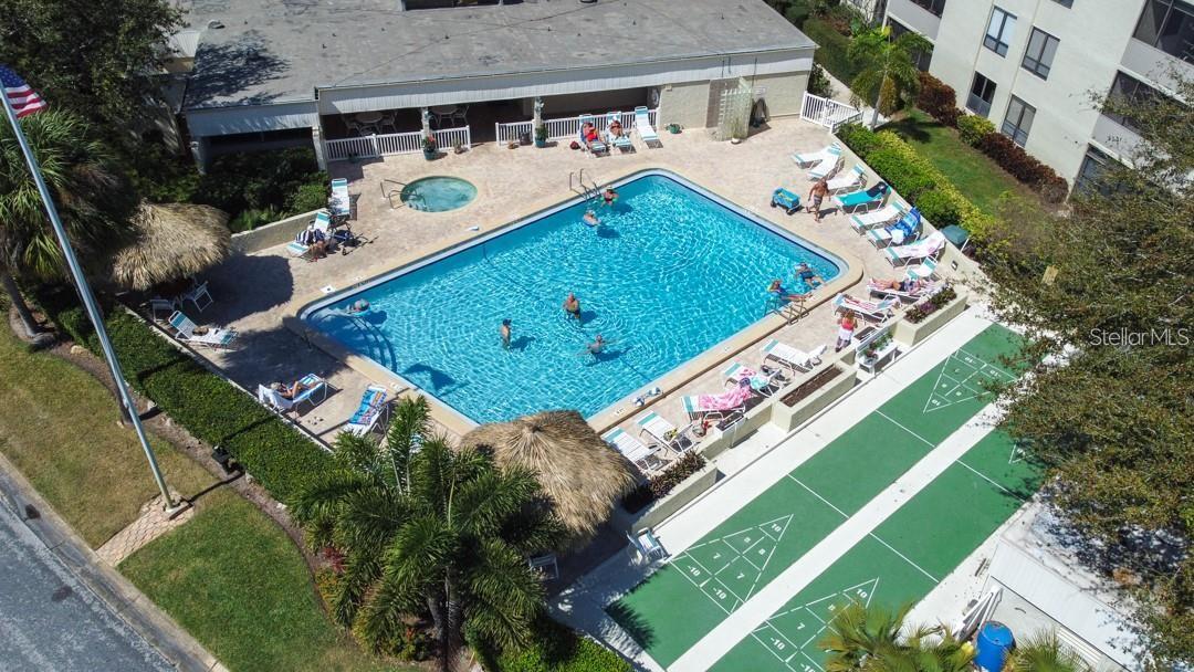 Image 23 of 30 For 2615 Cove Cay Drive 205