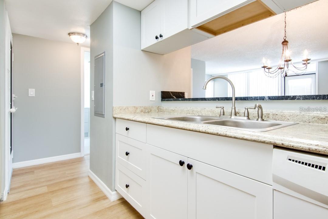 Image 3 of 30 For 2615 Cove Cay Drive 205