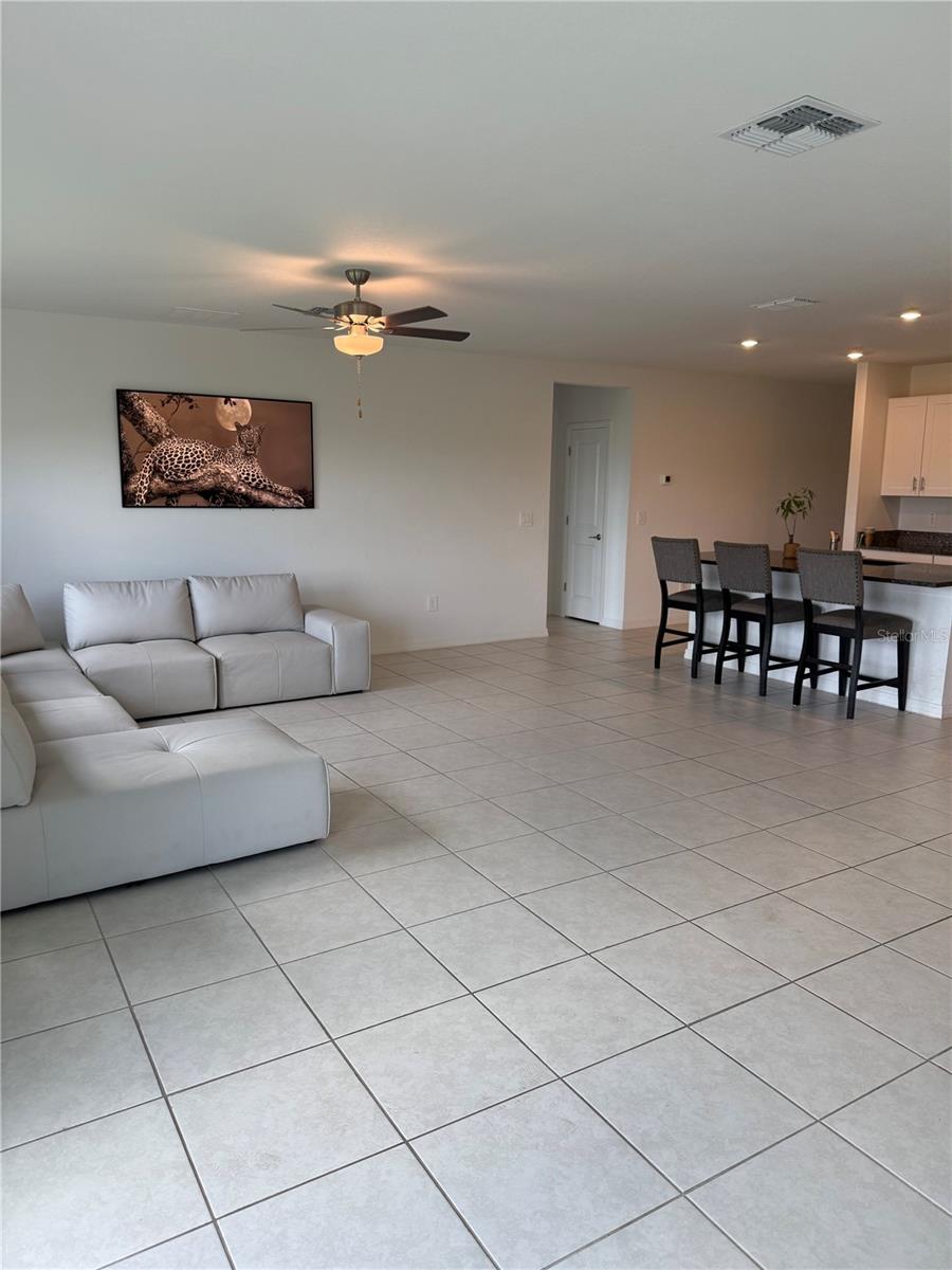 Image 5 of 15 For 4461 Cozy Condor Court