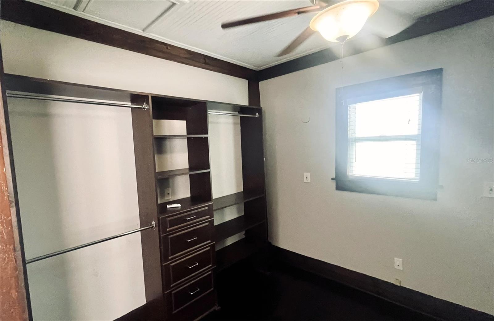 Image 23 of 24 For 403 Albany Avenue 1