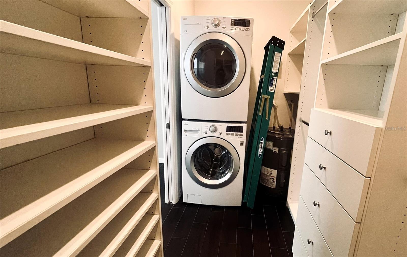 Image 9 of 9 For 403 Albany Avenue 2