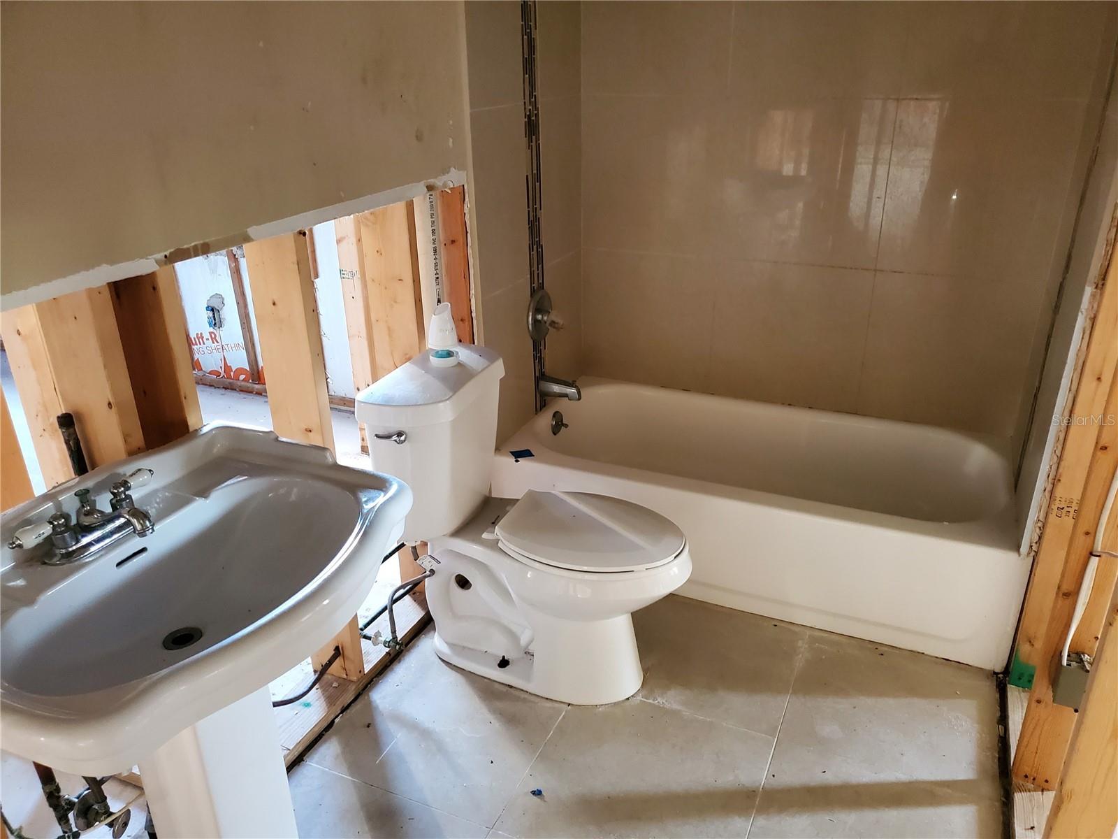 Image 10 of 13 For 34691 Orchid Parkway