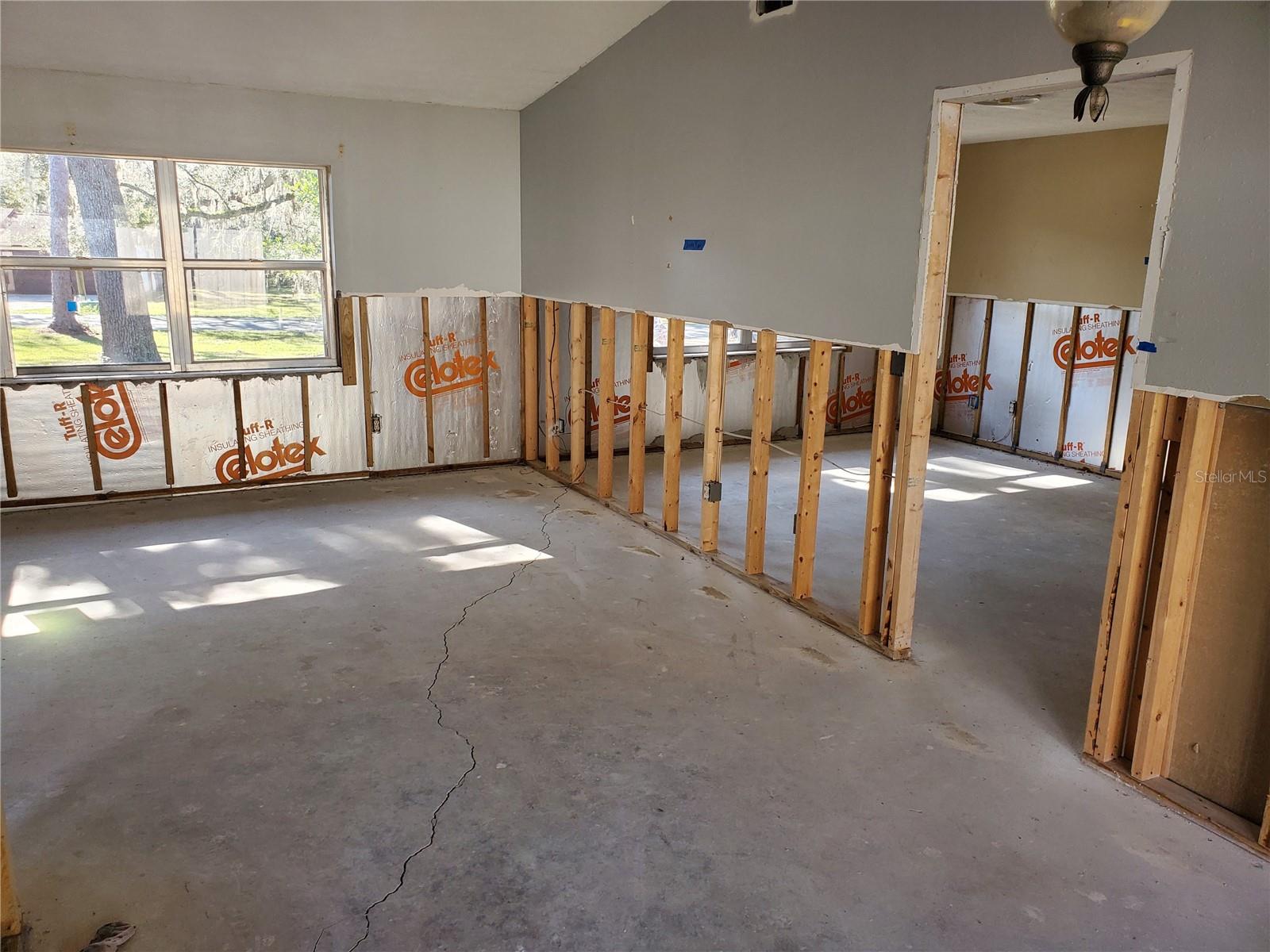 Image 8 of 13 For 34691 Orchid Parkway