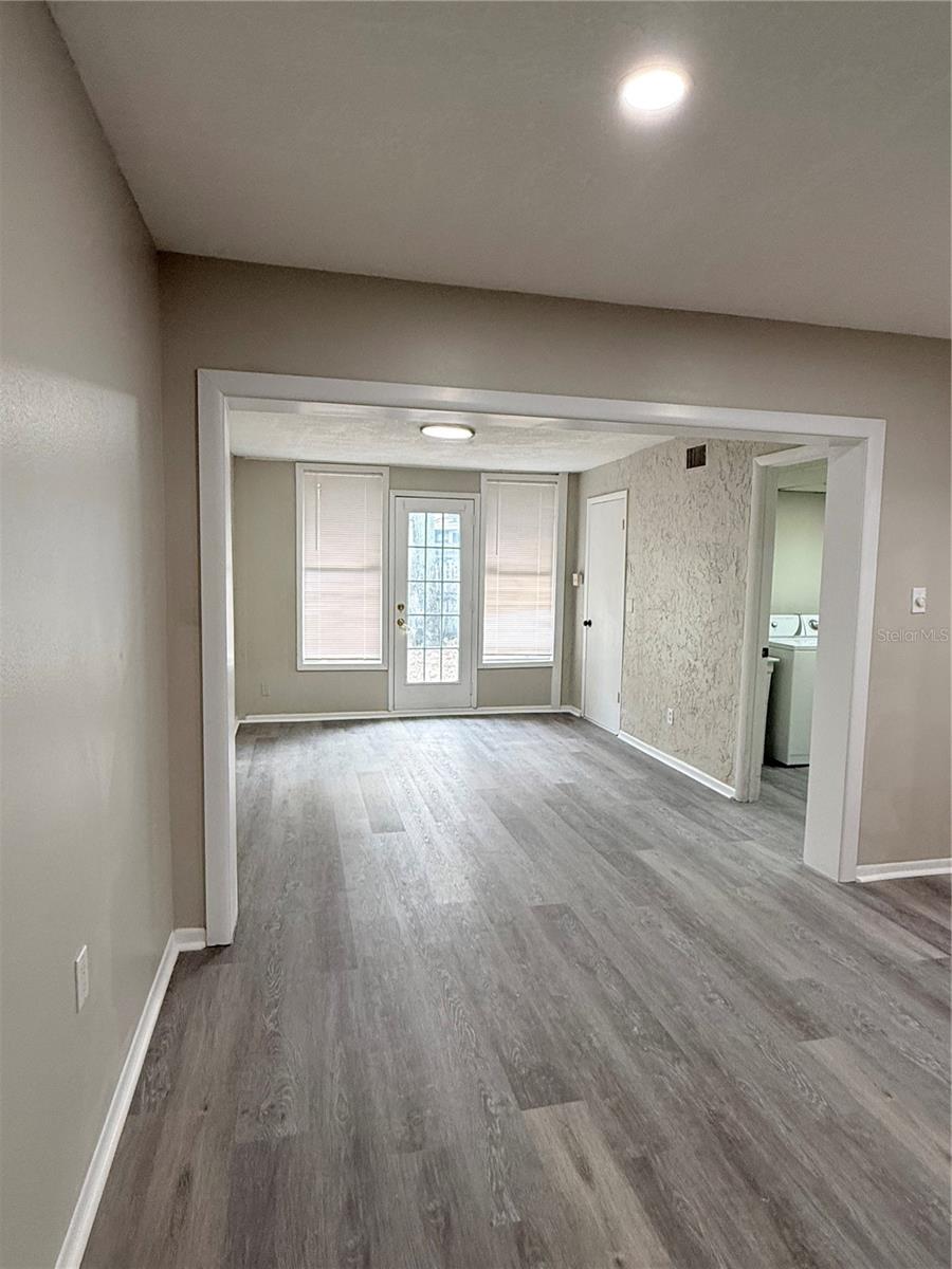 Image 10 of 17 For 5207 Blane Drive