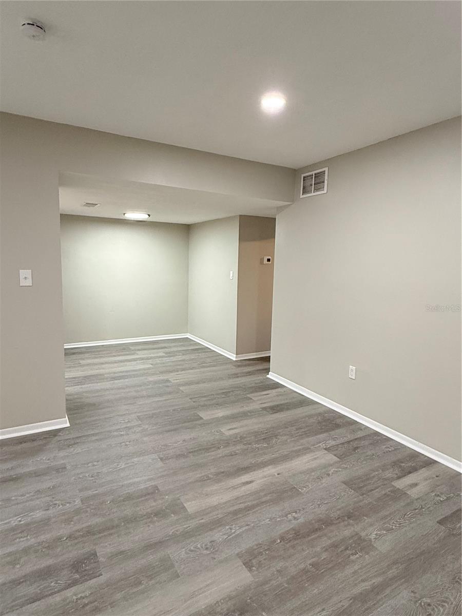 Image 6 of 17 For 5207 Blane Drive