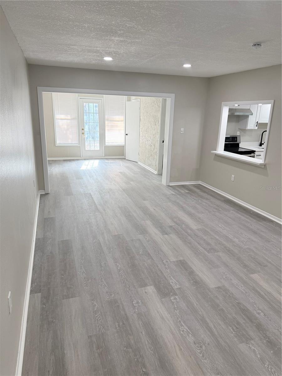 Image 7 of 17 For 5207 Blane Drive