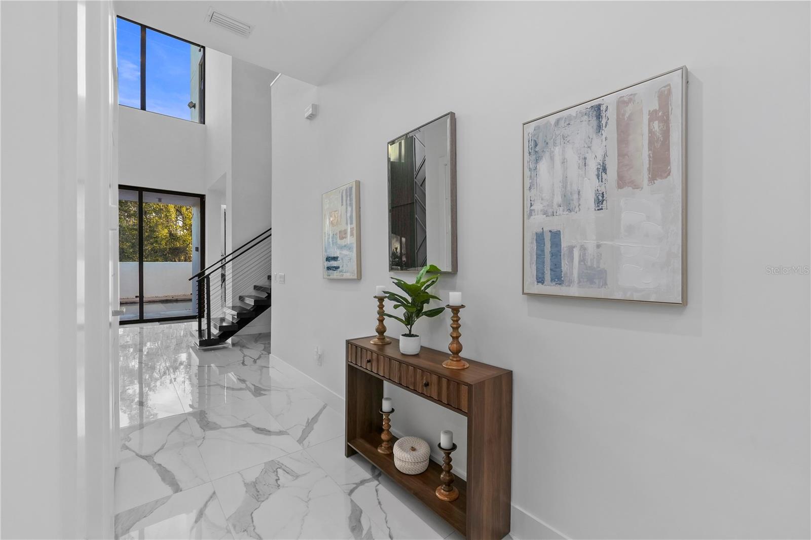 Image 10 of 54 For 7608 Antilla Street