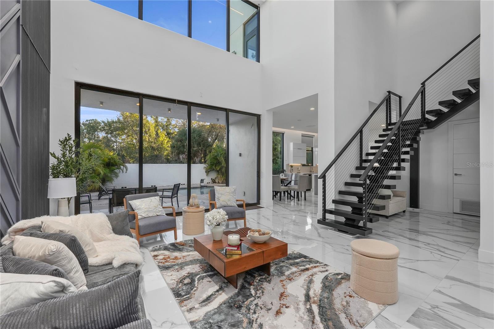 Image 17 of 54 For 7608 Antilla Street