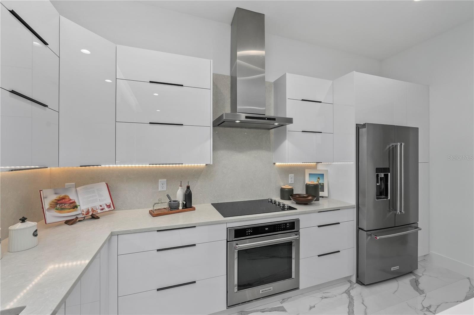 Image 25 of 54 For 7608 Antilla Street