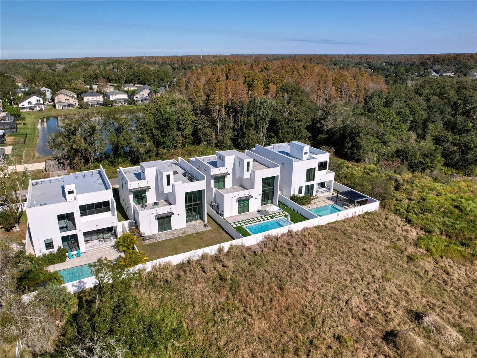 Image 4 of 54 For 7608 Antilla Street