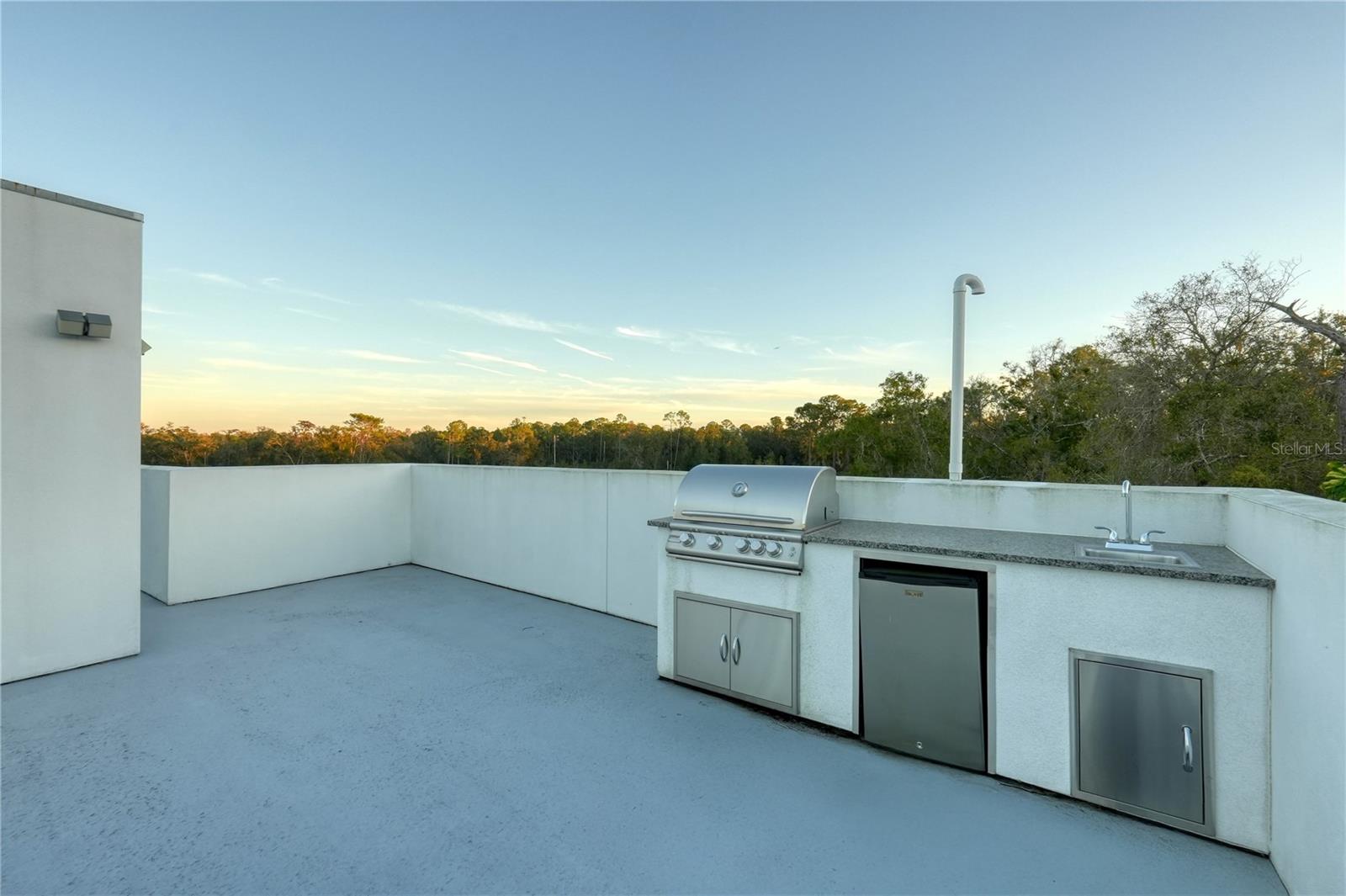 Image 48 of 54 For 7608 Antilla Street