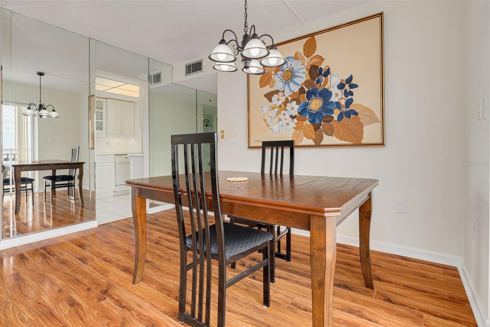 Image 12 of 41 For 7430 Sunshine Skyway Lane S 704