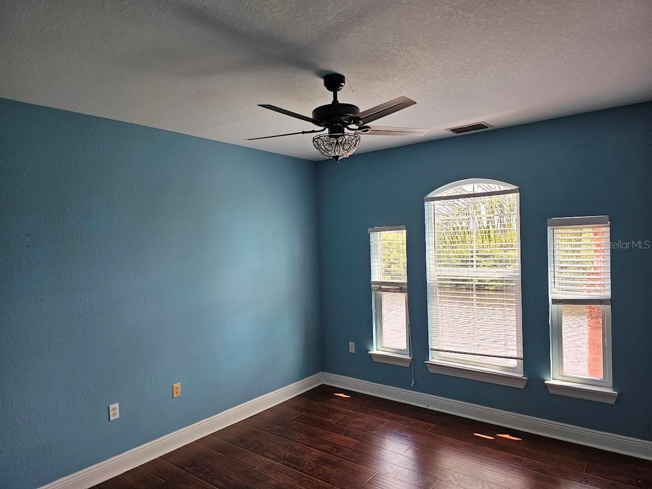 Image 17 of 17 For 2713 Via Murano 236