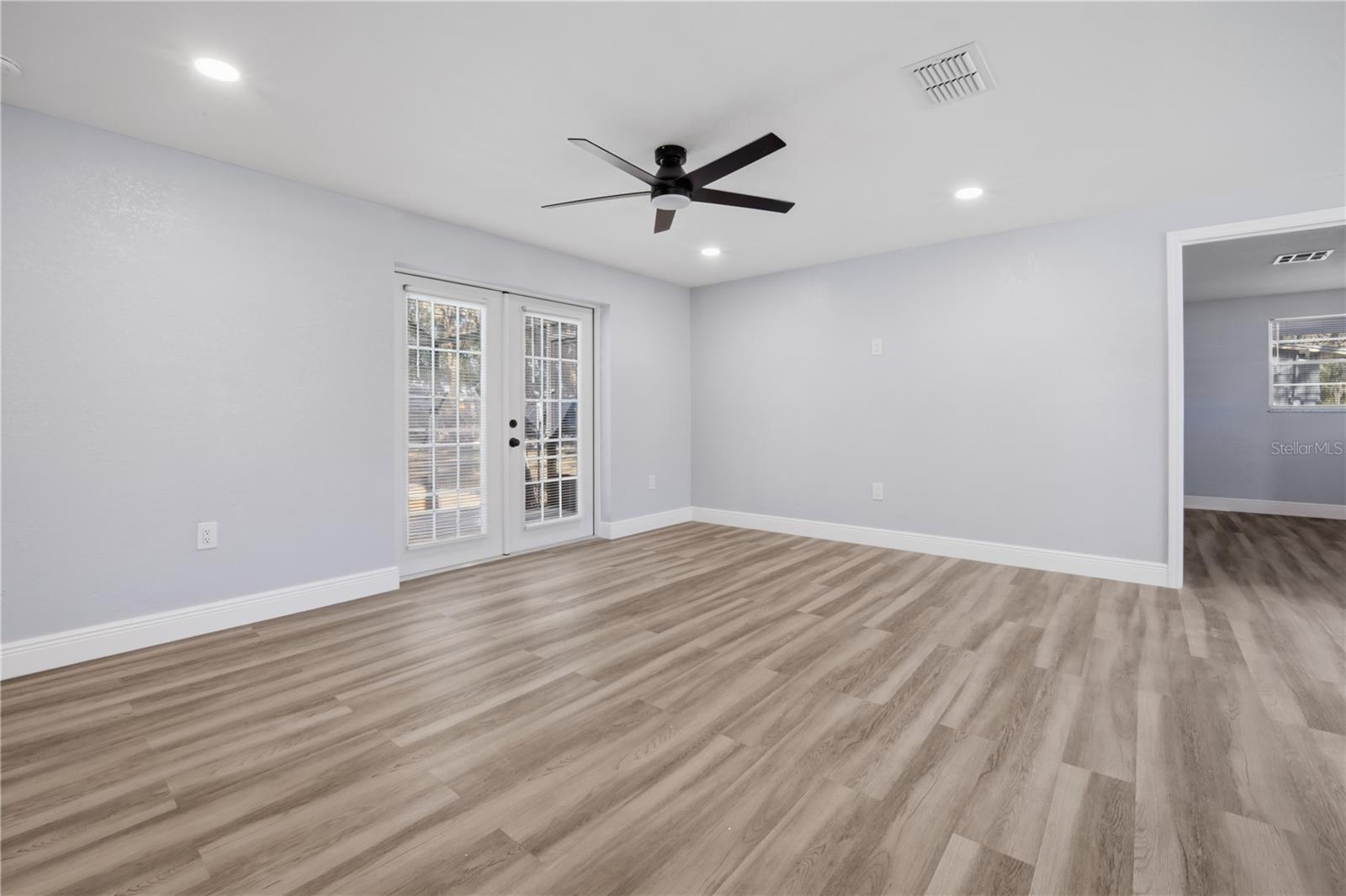 Image 11 of 17 For 6618 23rd Street