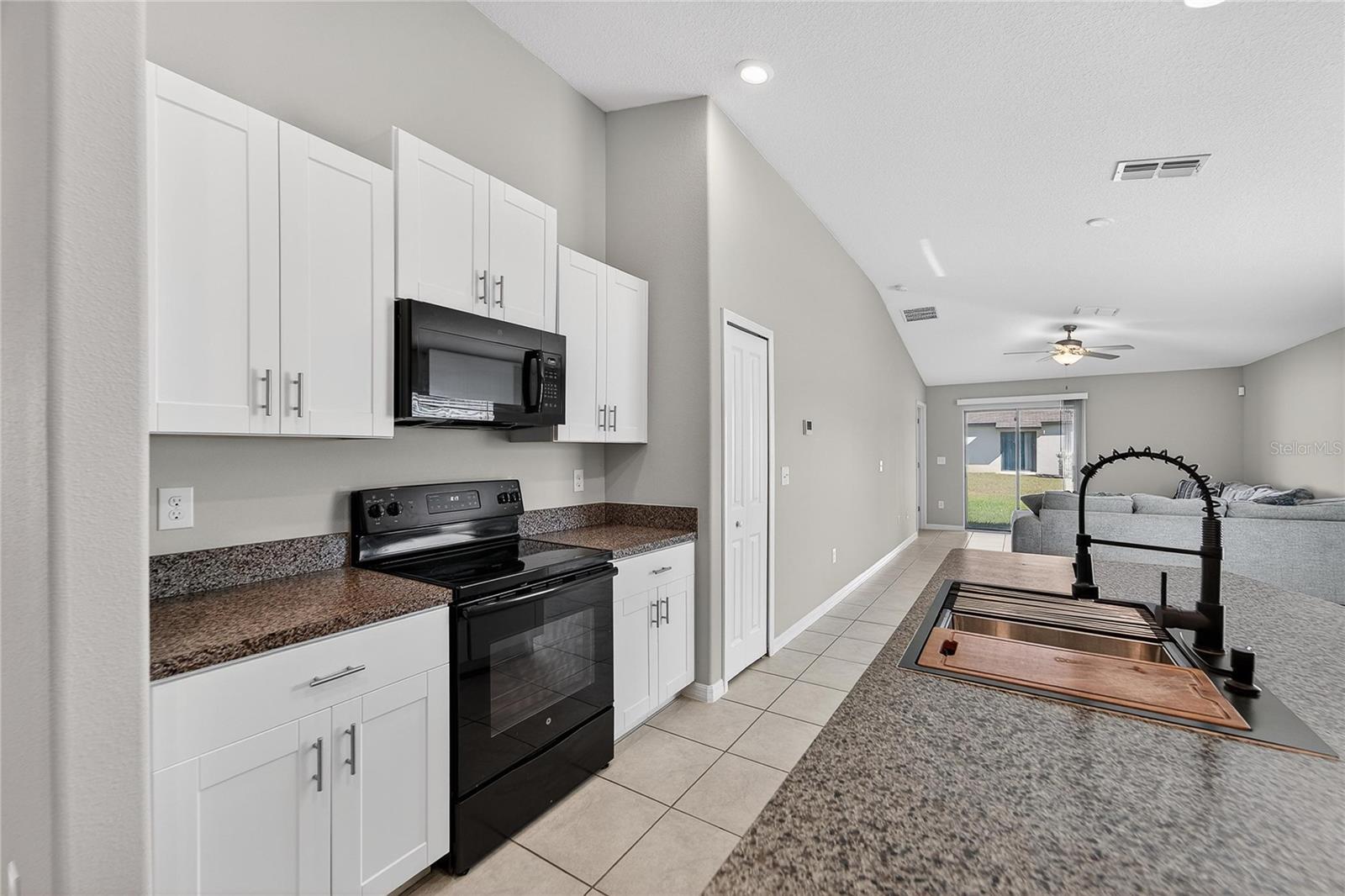 Image 8 of 26 For 934 Fennel Seed Way