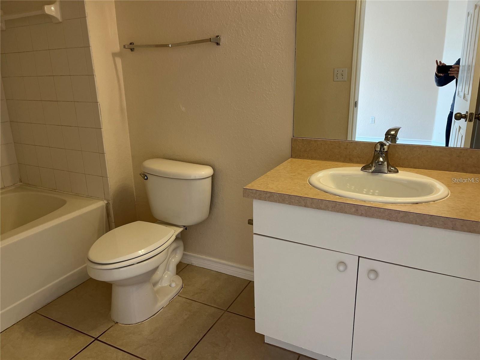 Image 10 of 29 For 4305 Bayside Village Drive 301