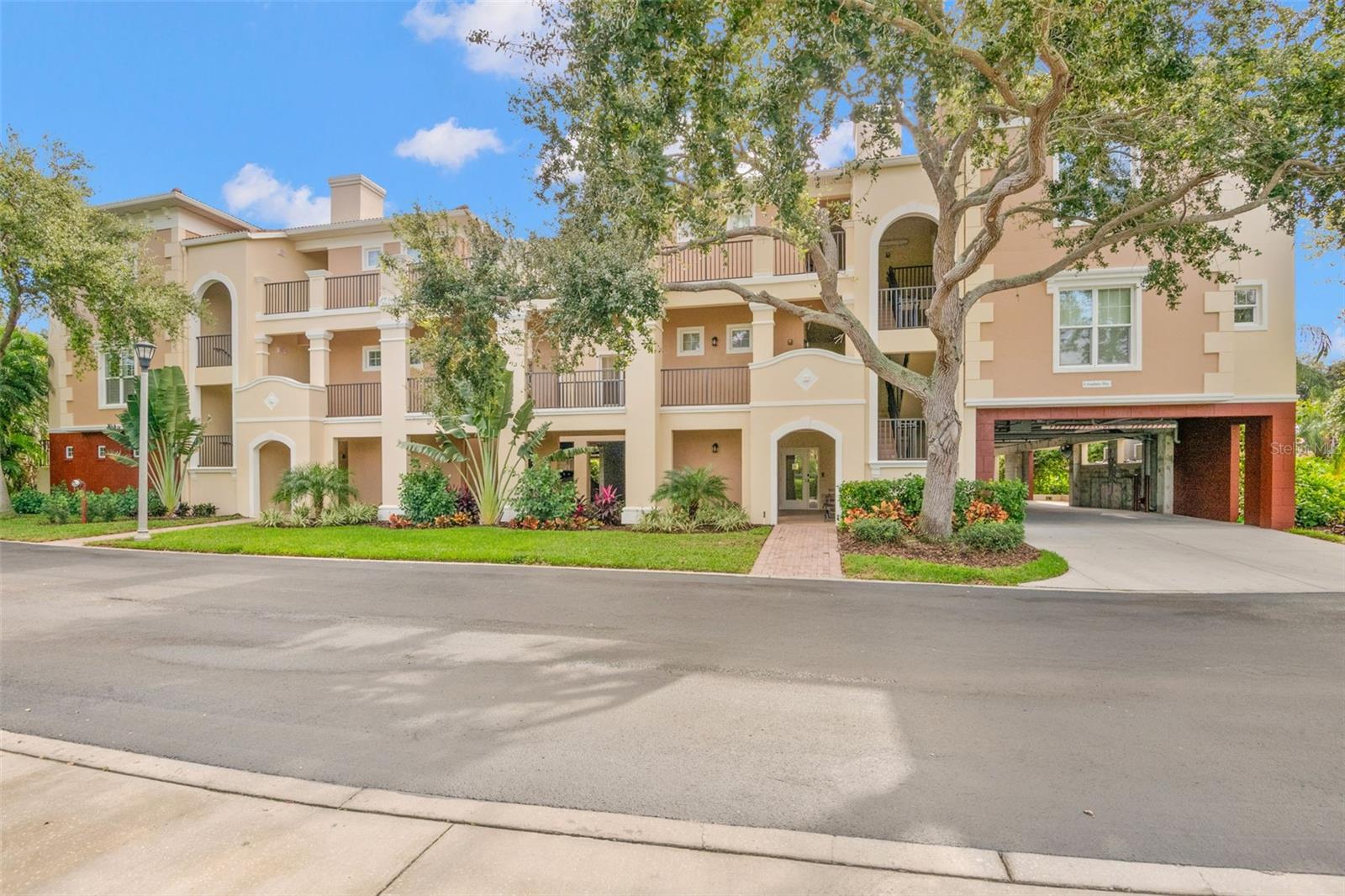 Image 46 of 48 For 8 Academy Way S 123