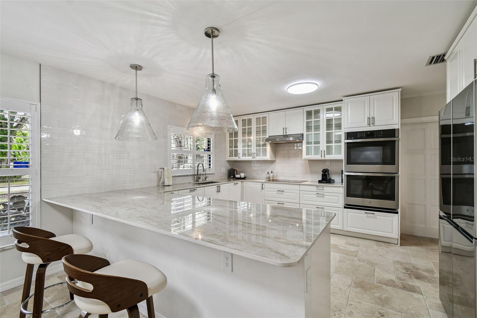 Image 10 of 49 For 4312 Beach Park Drive