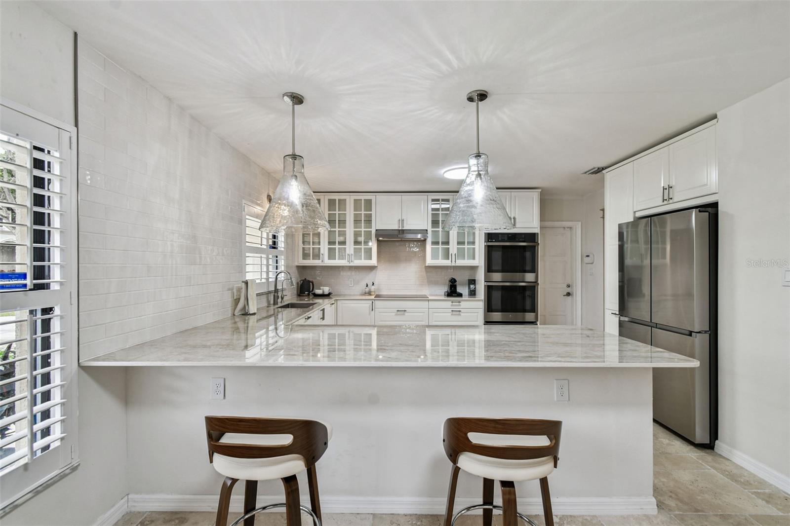 Image 11 of 49 For 4312 Beach Park Drive