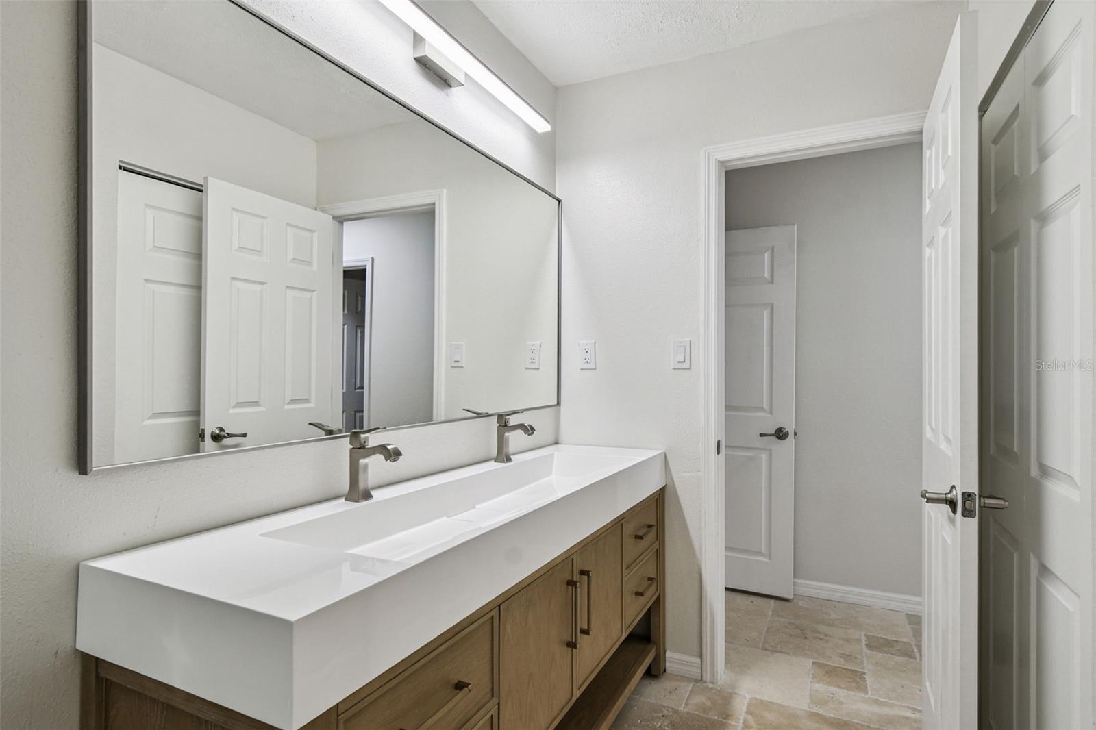 Image 22 of 49 For 4312 Beach Park Drive