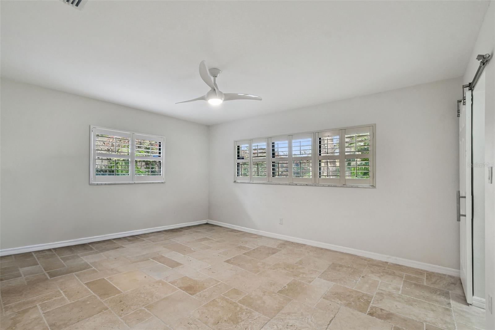 Image 24 of 49 For 4312 Beach Park Drive