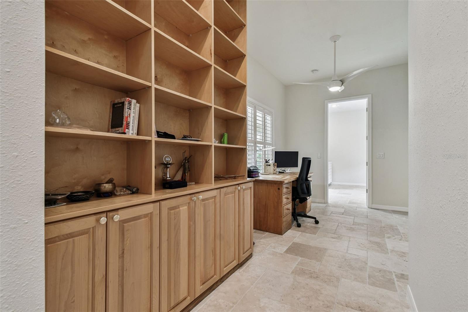 Image 29 of 49 For 4312 Beach Park Drive