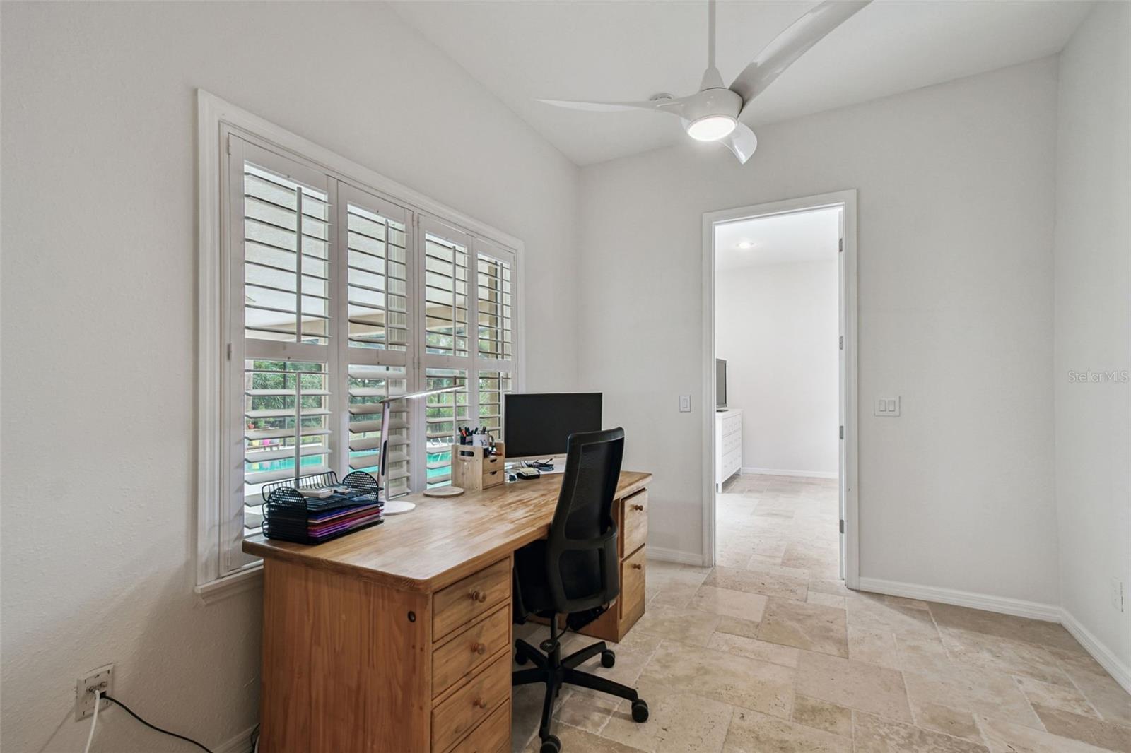 Image 30 of 49 For 4312 Beach Park Drive