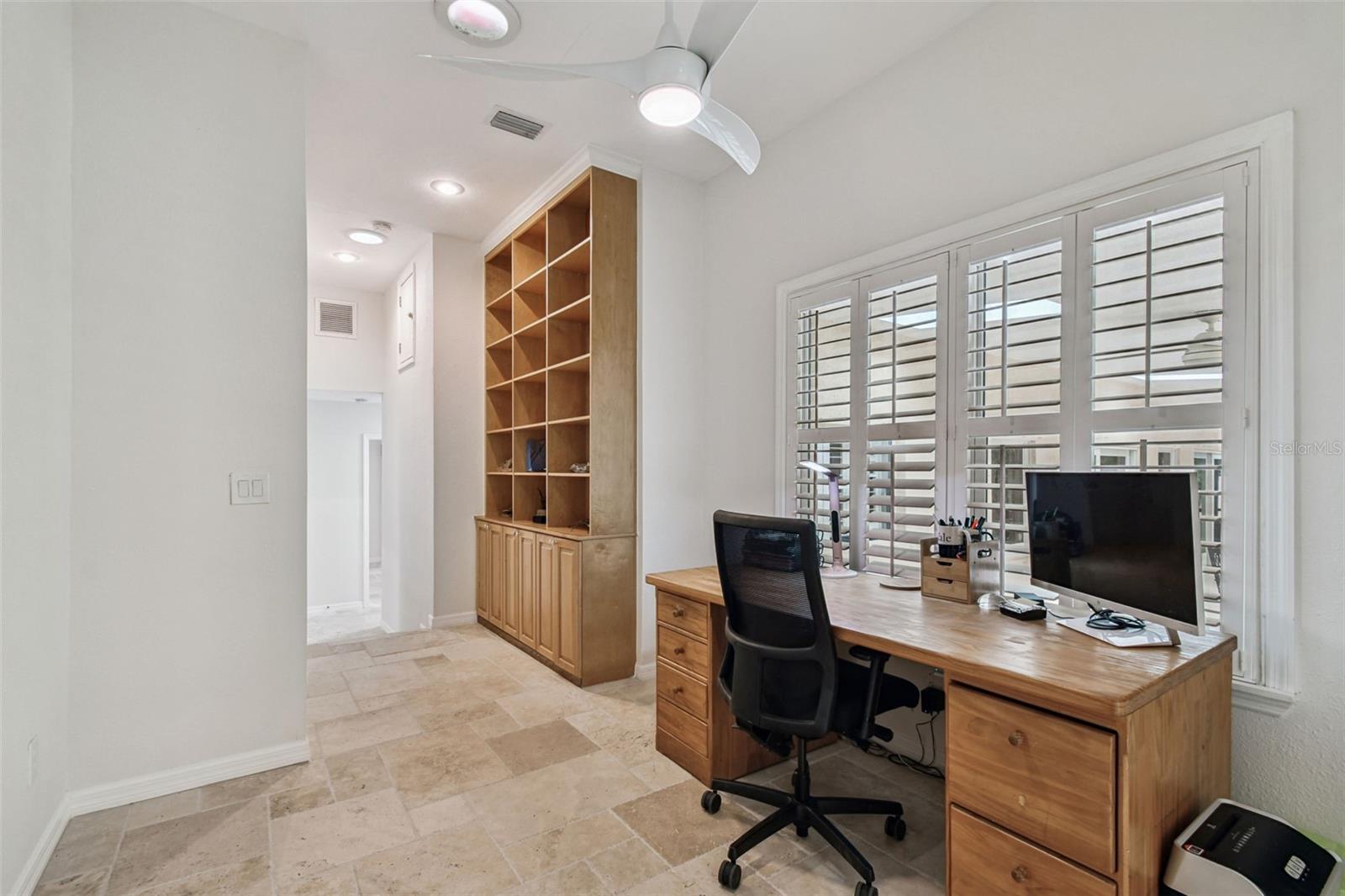 Image 31 of 49 For 4312 Beach Park Drive