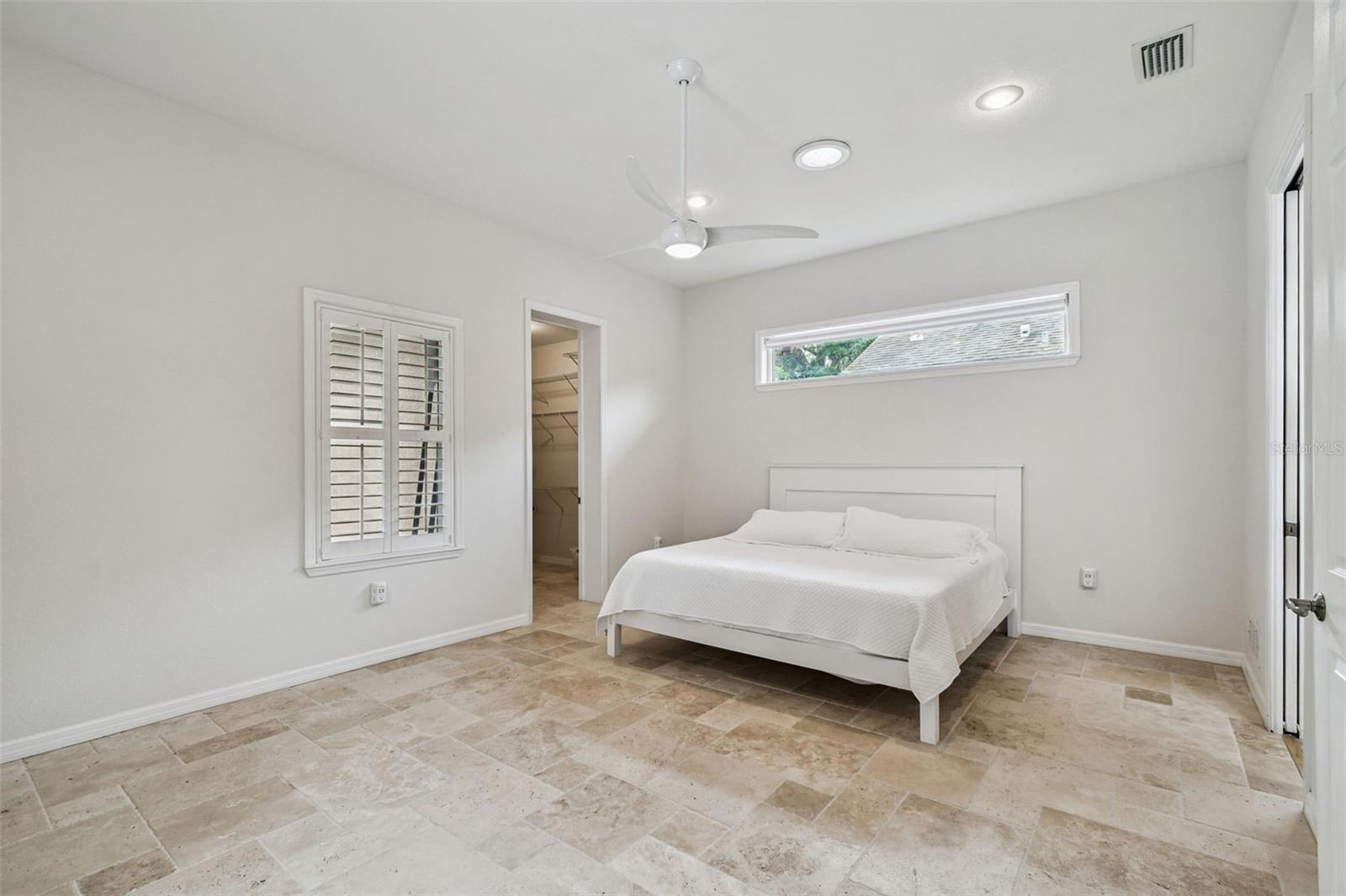 Image 33 of 49 For 4312 Beach Park Drive