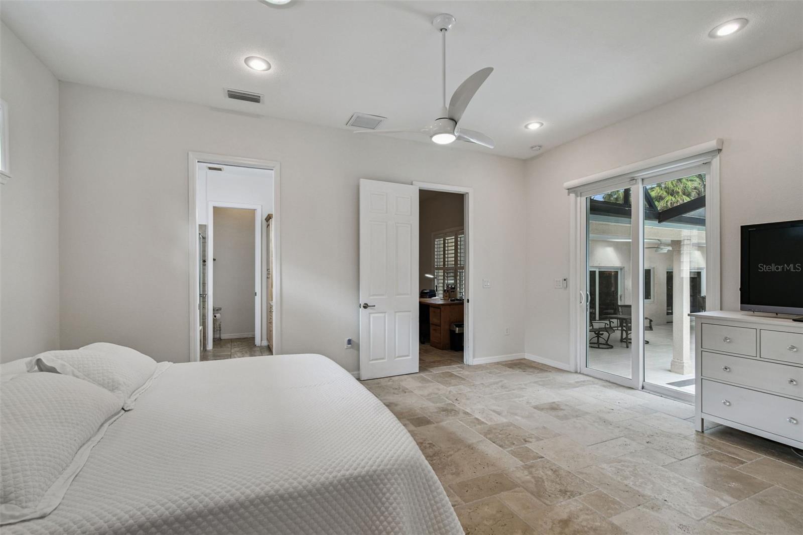 Image 34 of 49 For 4312 Beach Park Drive