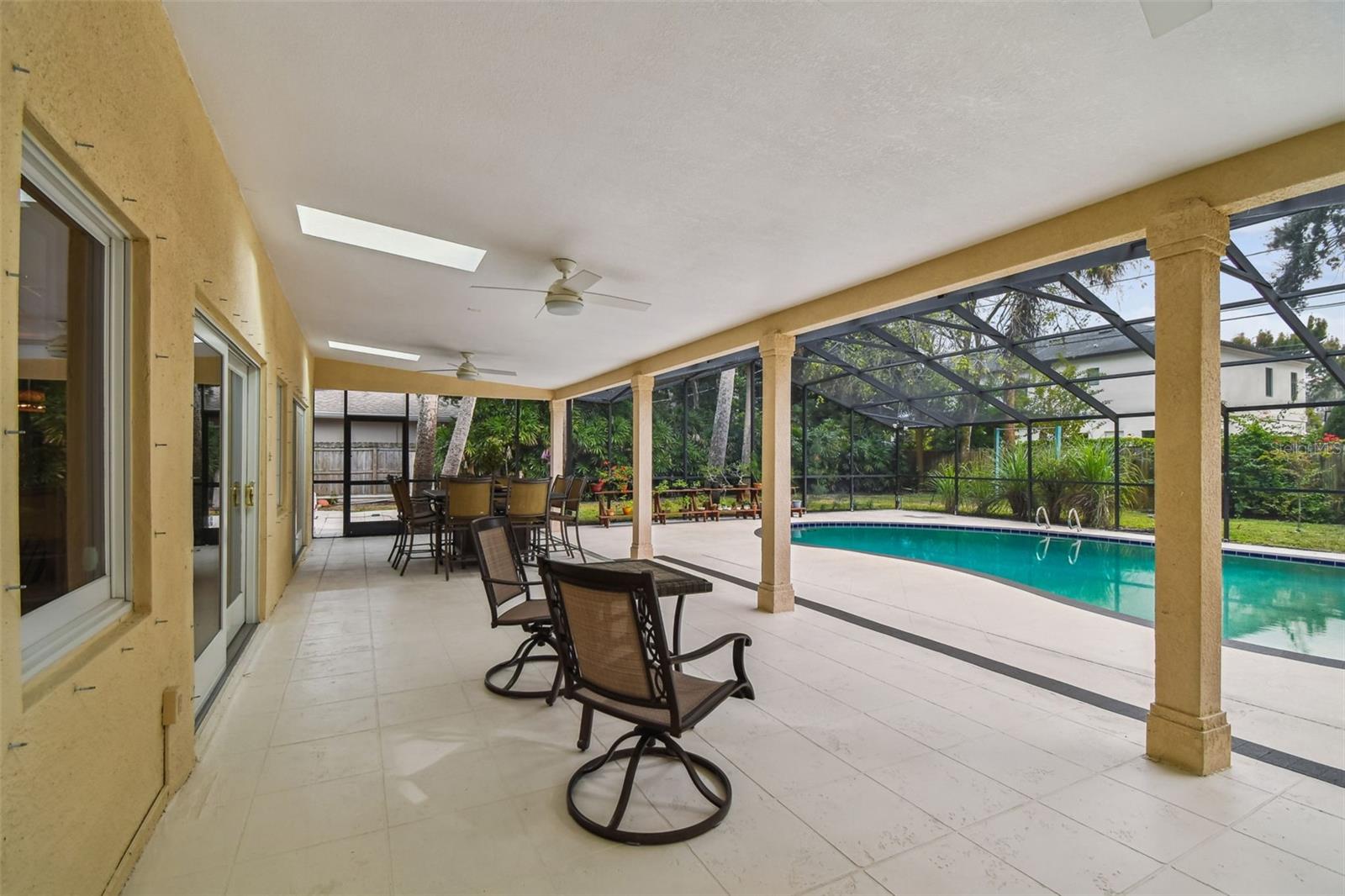 Image 42 of 49 For 4312 Beach Park Drive