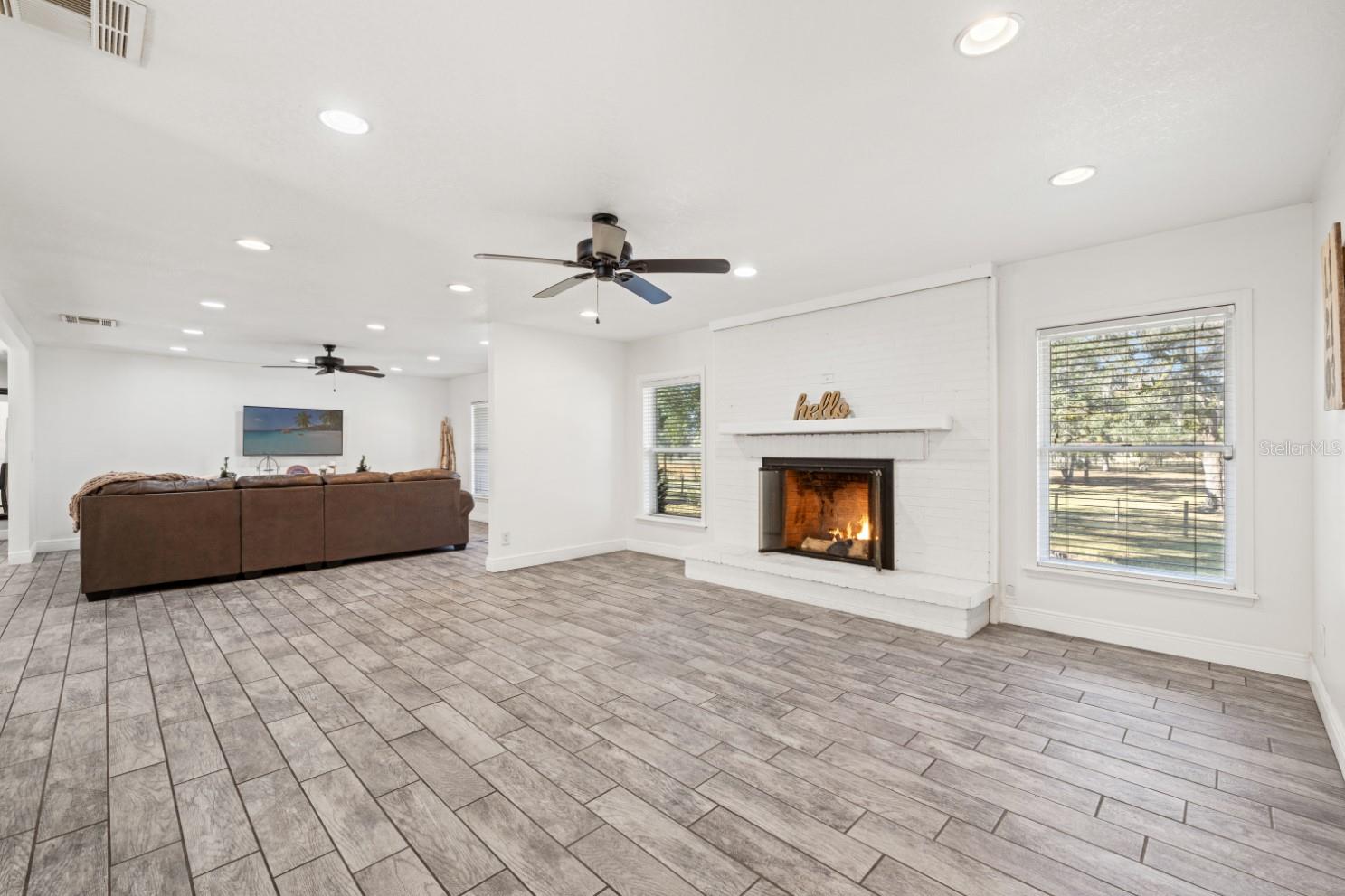 Image 13 of 60 For 12414 Fort King Road