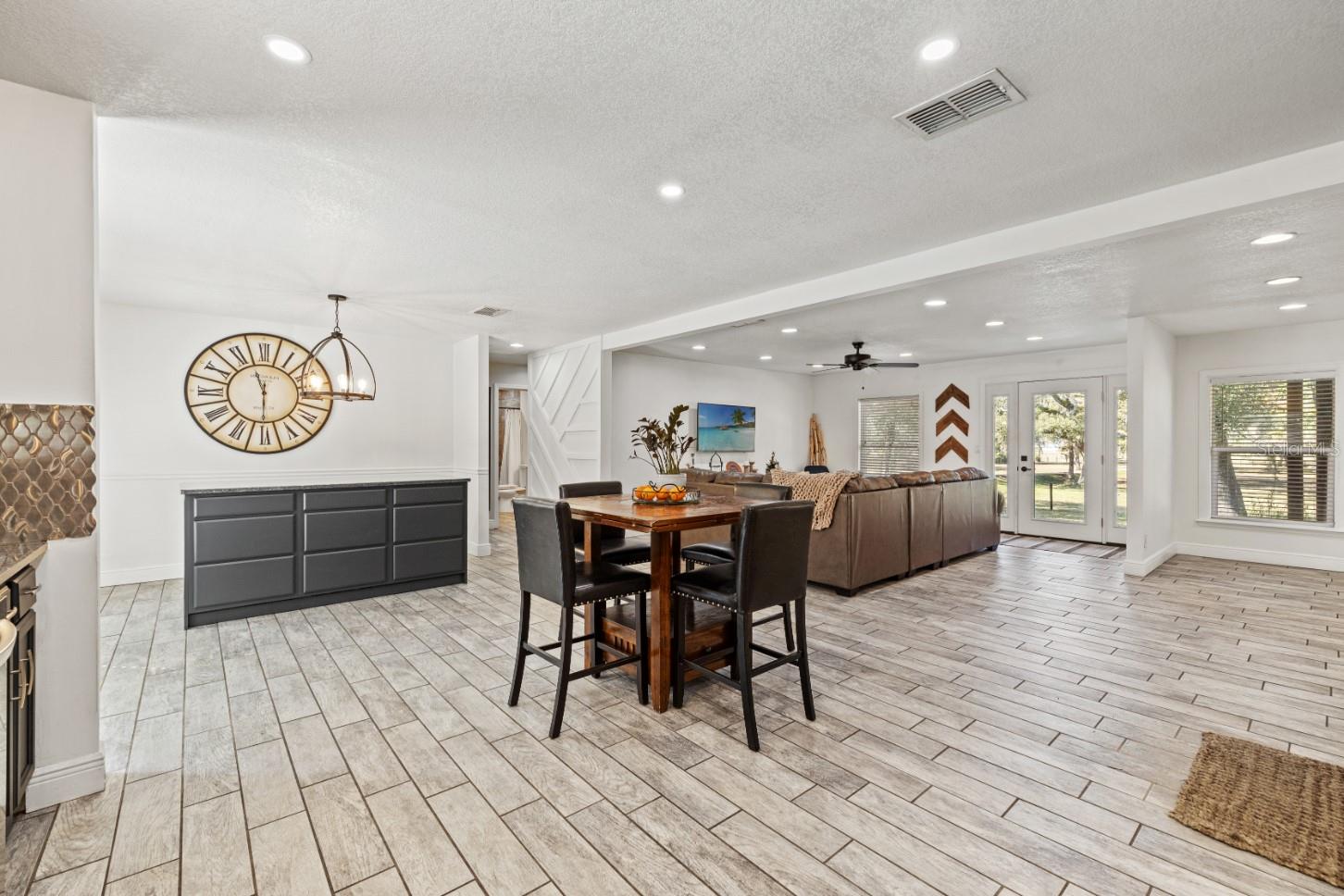 Image 20 of 60 For 12414 Fort King Road