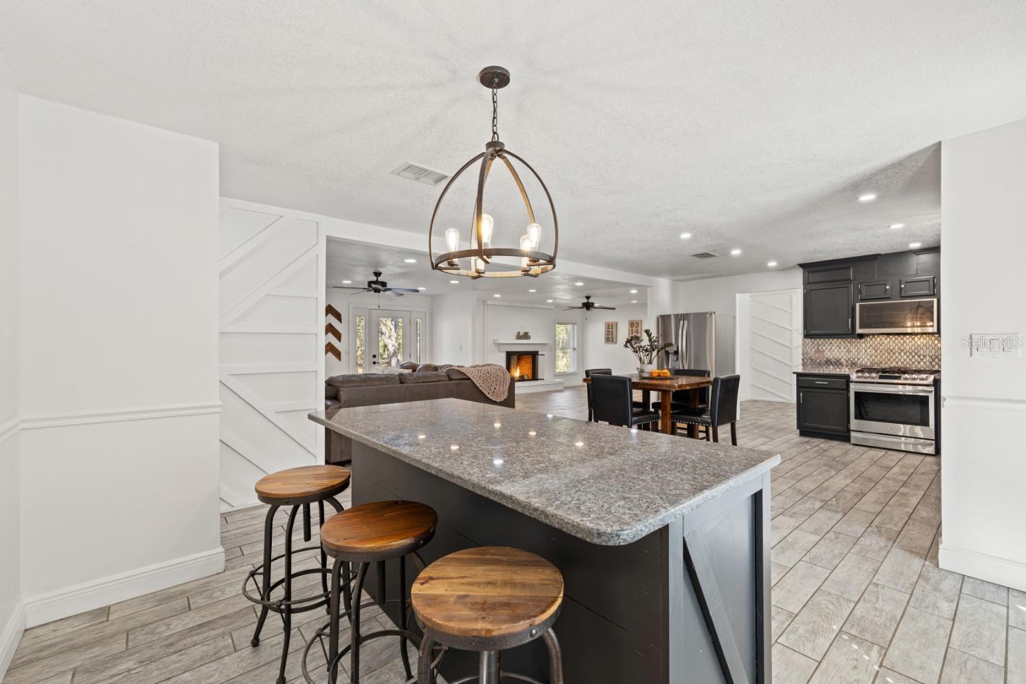 Image 24 of 60 For 12414 Fort King Road