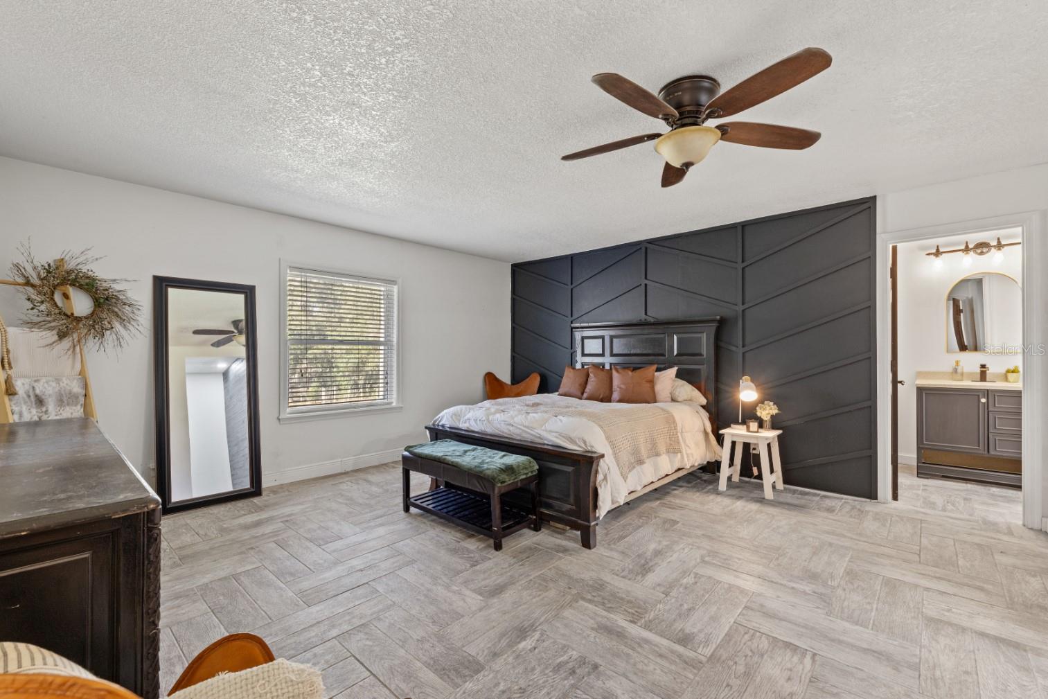 Image 28 of 60 For 12414 Fort King Road